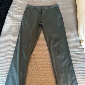 Rhone Commuter Pant Slim, Size 30, Green
